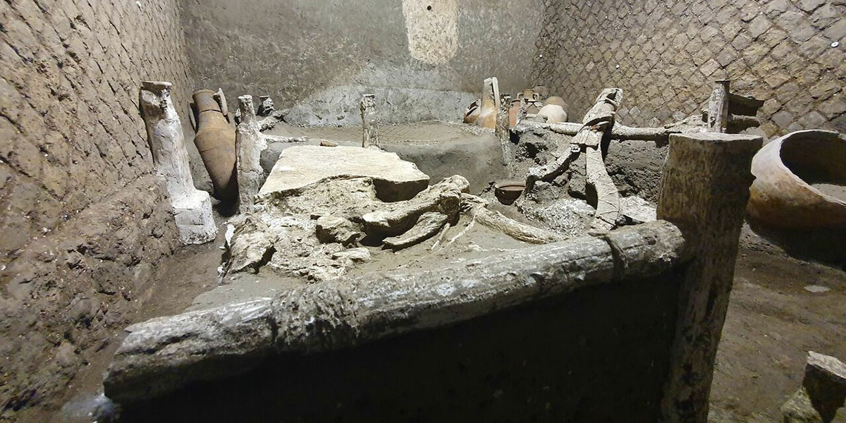Pompeii - Room of the Slaves