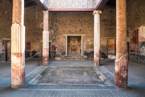 Castellammare,Di,Stabia,,Italy,-,August,26,2020:,Atrium,Of